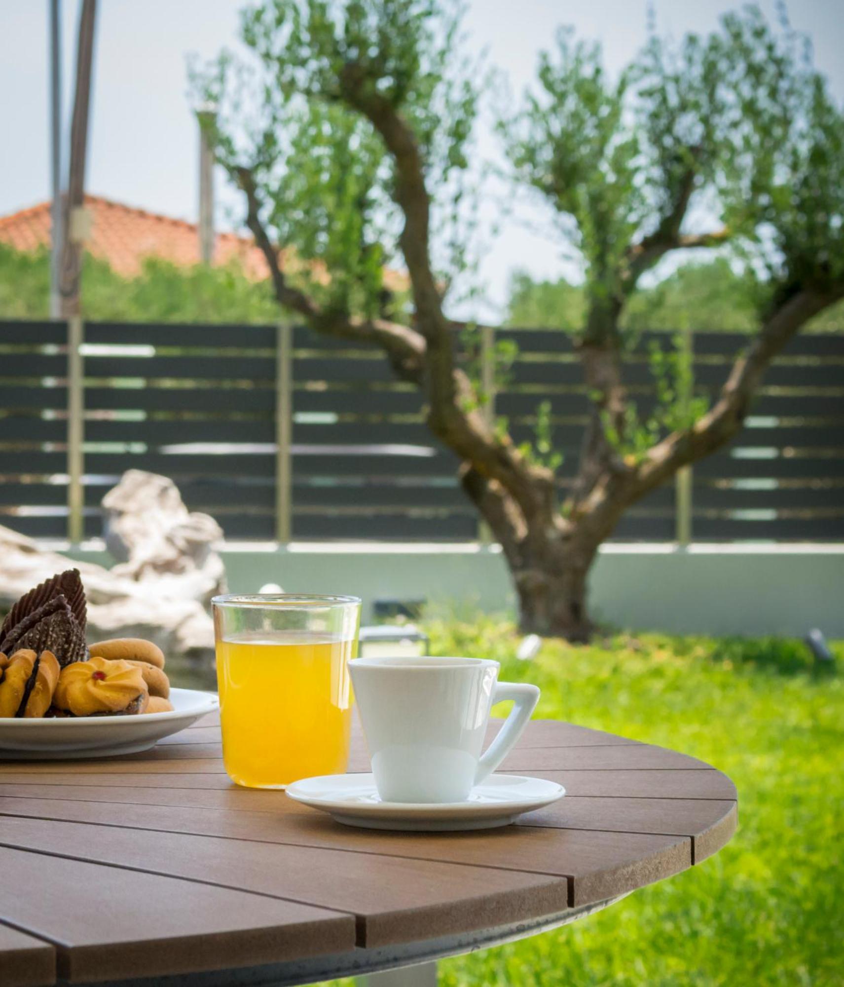 نيكيتي Oliva Suites المظهر الخارجي الصورة